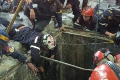 CARACAS: Tres personas cayeron por una alcantarilla ubicada a pocos metros de la sede principal del CNE